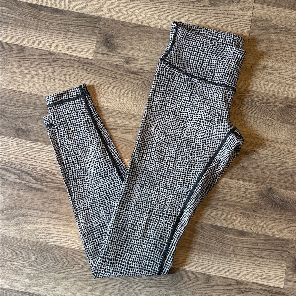 lululemon athletica Black and White Leggings